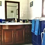 Baleal - Large Near Up To 12 Pax+2 Ch Vila