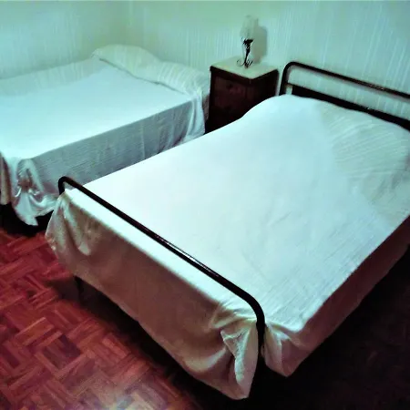 Baleal - Large Near Up To 12 Pax+2 Ch * Peniche