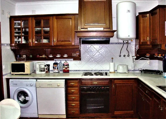 Baleal - Large Near Up To 12 Pax+2 Ch * 佩尼契